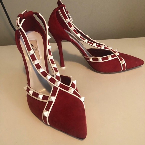 Valentino Garavani Rockstud Pumps - Picture 6 of 8